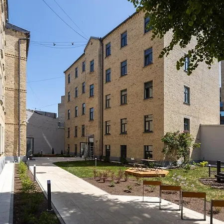 Quiet & Stylish Riga Apartment With Private Parking *