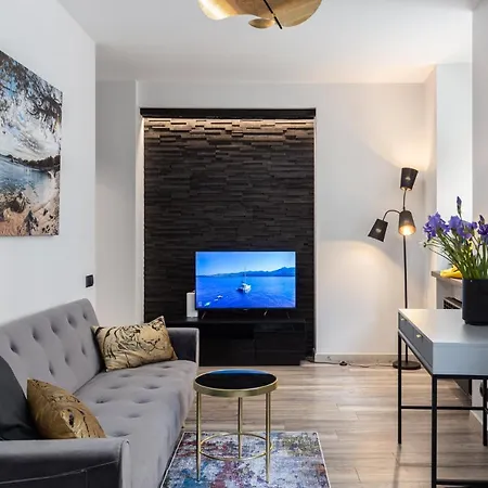 Apartman Quiet & Stylish Riga Apartment With Private Parking Riga